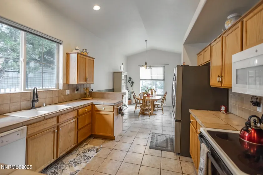 3790 Ranch Crest, Reno, Nevada 89509, 3 Bedrooms Bedrooms, ,2 BathroomsBathrooms,Residential,Residential,Ranch Crest,250058245