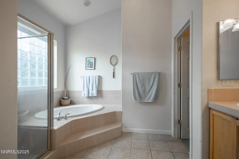 3790 Ranch Crest, Reno, Nevada 89509, 3 Bedrooms Bedrooms, ,2 BathroomsBathrooms,Residential,Residential,Ranch Crest,250058245