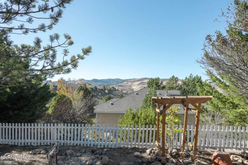 3790 Ranch Crest, Reno, Nevada 89509, 3 Bedrooms Bedrooms, ,2 BathroomsBathrooms,Residential,Residential,Ranch Crest,250058245