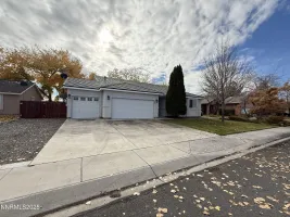 805 Divot, Fernley, Nevada 89408, 3 Bedrooms Bedrooms, ,2 BathroomsBathrooms,Residential,Residential,Divot,250058247 805 Divot, Fernley, Nevada 89408, 3 Bedrooms Bedrooms, ,2 BathroomsBathrooms,Residential,Residential,Divot,250058247