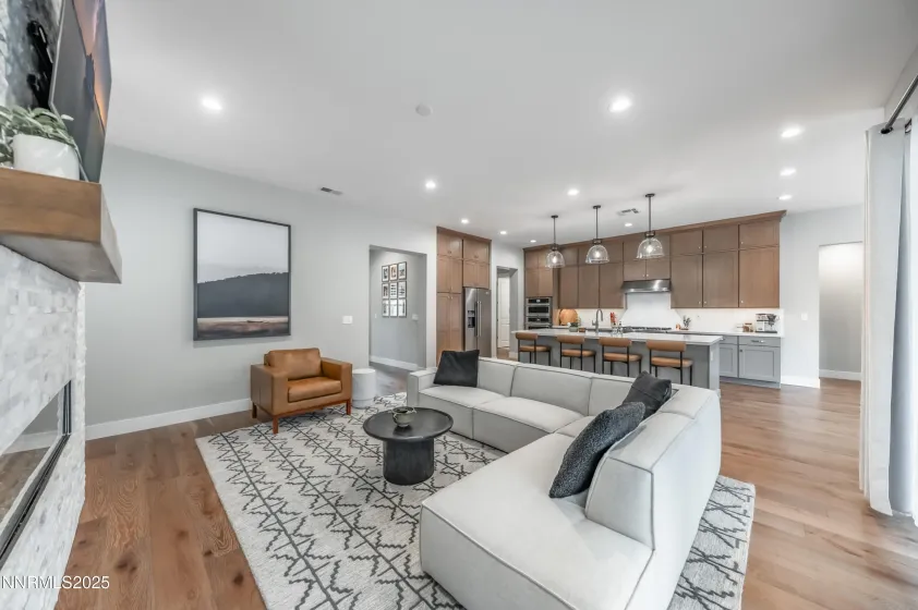 5453 Side Saddle, Reno, Nevada 89511, 5 Bedrooms Bedrooms, ,5 BathroomsBathrooms,Residential,Residential,Side Saddle,250058253