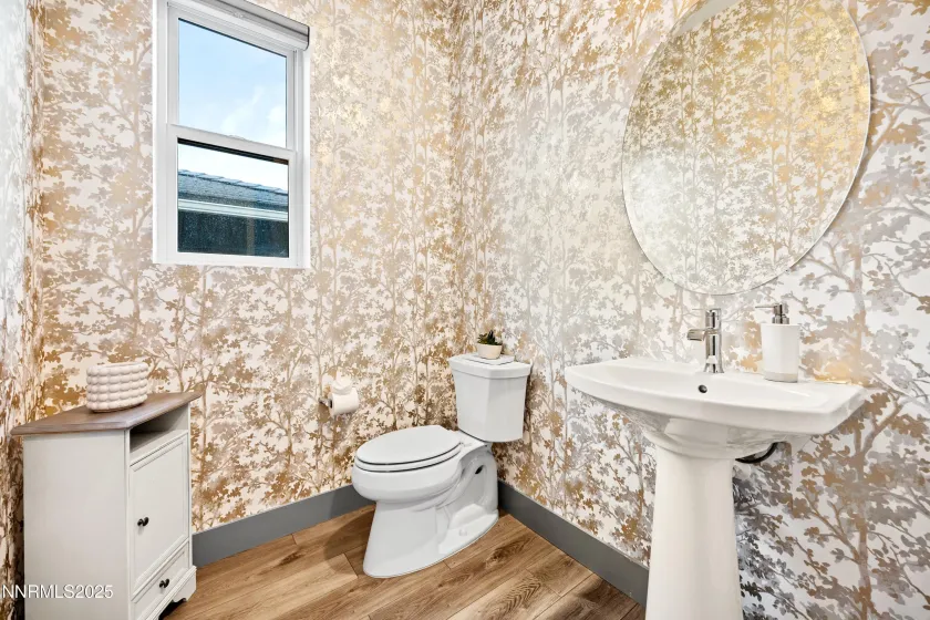 961 Solarium, Reno, Nevada 89511, 4 Bedrooms Bedrooms, ,4 BathroomsBathrooms,Residential,Residential,Solarium,250058251