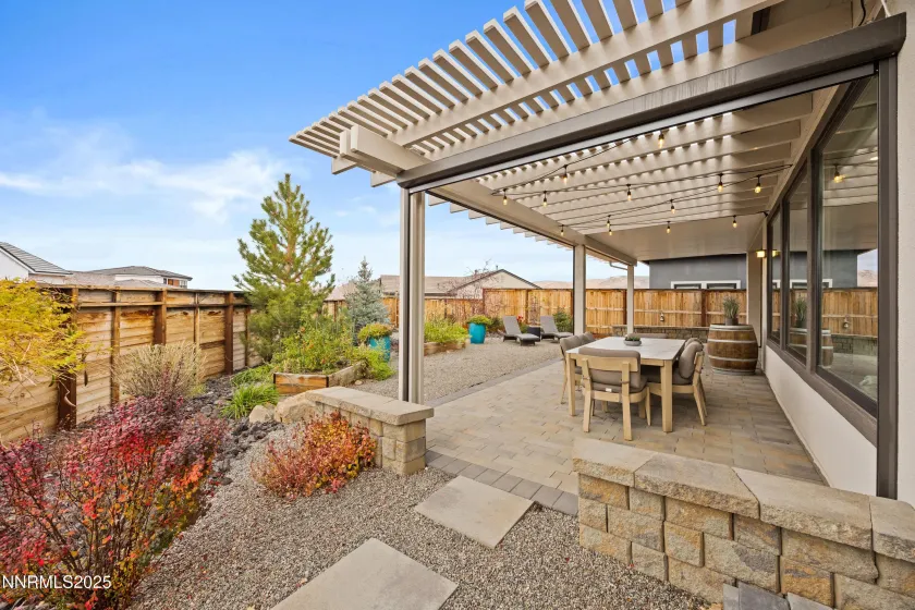 961 Solarium, Reno, Nevada 89511, 4 Bedrooms Bedrooms, ,4 BathroomsBathrooms,Residential,Residential,Solarium,250058251