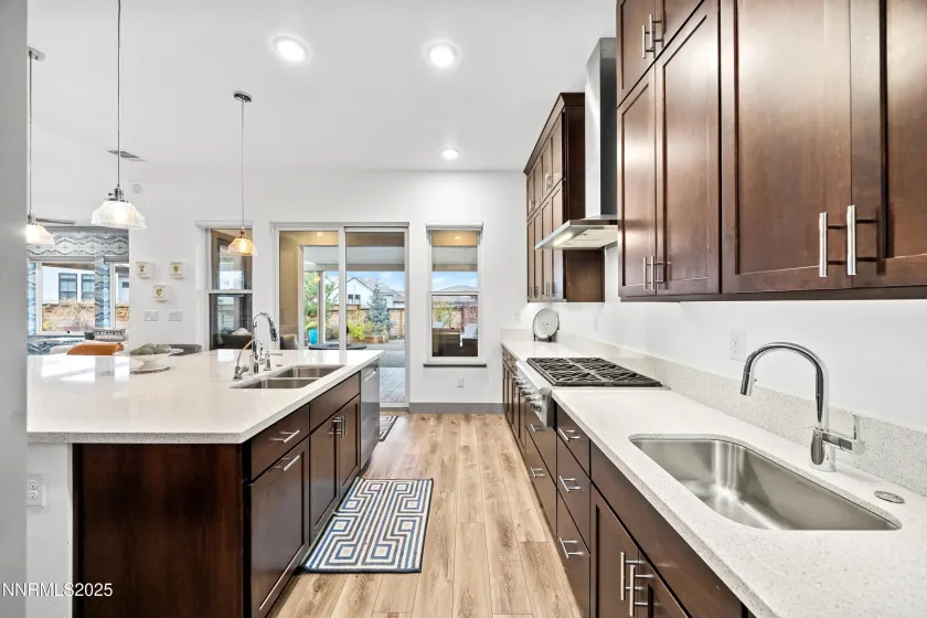 961 Solarium, Reno, Nevada 89511, 4 Bedrooms Bedrooms, ,4 BathroomsBathrooms,Residential,Residential,Solarium,250058251