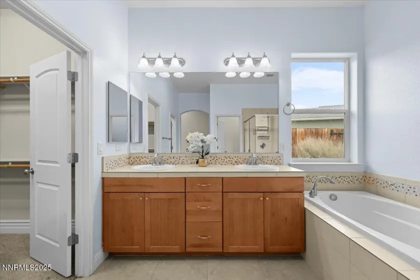 4834 Jacmel, Sparks, Nevada 89436, 4 Bedrooms Bedrooms, ,3 BathroomsBathrooms,Residential,Residential,Jacmel,250058258