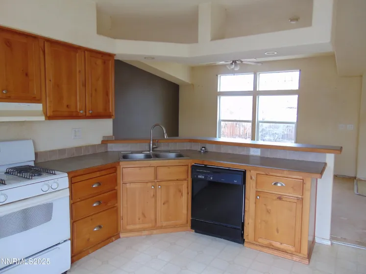 2920 Fort Churchill, Silver Springs, Nevada 89429, 3 Bedrooms Bedrooms, ,2 BathroomsBathrooms,Residential,Residential,Fort Churchill,250058223