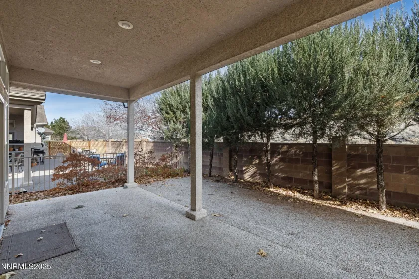 412 Sierra Leaf, Reno, Nevada 89511, 3 Bedrooms Bedrooms, ,2 BathroomsBathrooms,Residential,Residential,Sierra Leaf,250058225