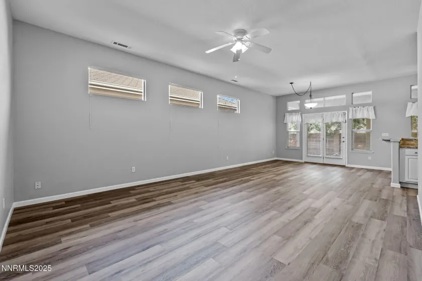 412 Sierra Leaf, Reno, Nevada 89511, 3 Bedrooms Bedrooms, ,2 BathroomsBathrooms,Residential,Residential,Sierra Leaf,250058225