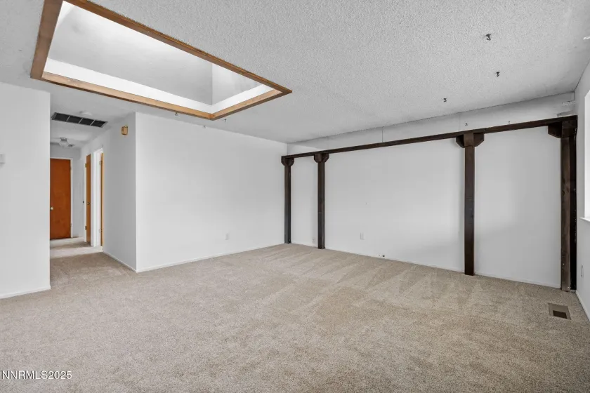 1931 Carriage Crest, Carson City, Nevada 89706, 3 Bedrooms Bedrooms, ,2 BathroomsBathrooms,Residential,Residential,Carriage Crest,250058230