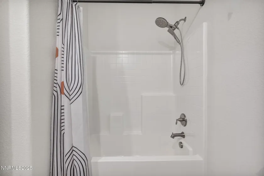 6997 Spencer Ridge, Sparks, Nevada 89436, 4 Bedrooms Bedrooms, ,2 BathroomsBathrooms,Residential,Residential,Spencer Ridge,250058256