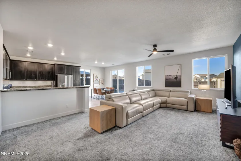 6997 Spencer Ridge, Sparks, Nevada 89436, 4 Bedrooms Bedrooms, ,2 BathroomsBathrooms,Residential,Residential,Spencer Ridge,250058256