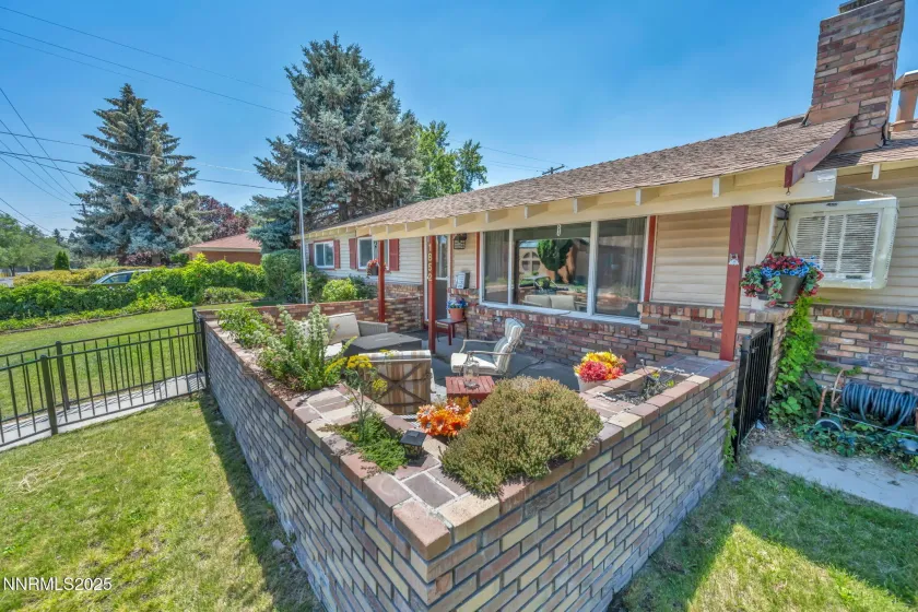 1852 Mountain, Carson City, Nevada 89703, 3 Bedrooms Bedrooms, ,2 BathroomsBathrooms,Residential,Residential,Mountain,250058268