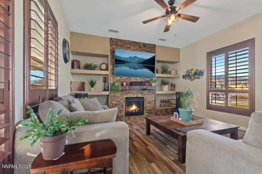 11745 Terra Linda, Sparks, Nevada 89441, 4 Bedrooms Bedrooms, ,4 BathroomsBathrooms,Residential,Residential,Terra Linda,250058269