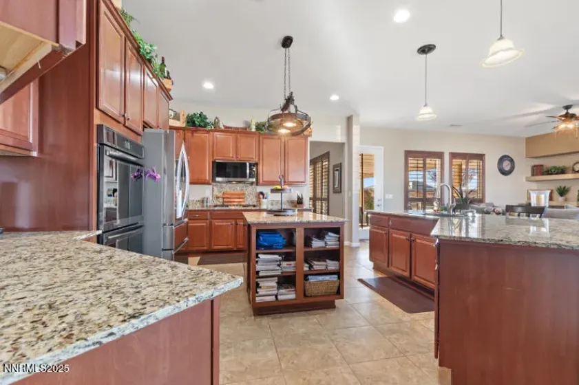 11745 Terra Linda, Sparks, Nevada 89441, 4 Bedrooms Bedrooms, ,4 BathroomsBathrooms,Residential,Residential,Terra Linda,250058269