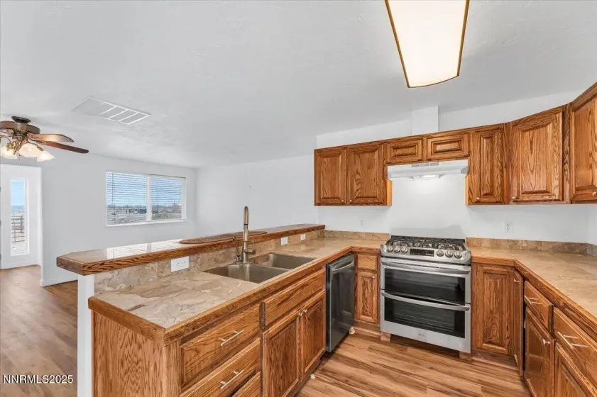 988 Bench, Fallon, Nevada 89406, 3 Bedrooms Bedrooms, ,2 BathroomsBathrooms,Residential,Residential,Bench,250058273