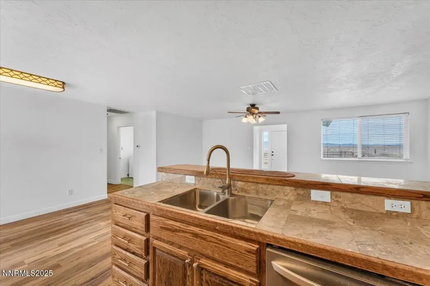 988 Bench, Fallon, Nevada 89406, 3 Bedrooms Bedrooms, ,2 BathroomsBathrooms,Residential,Residential,Bench,250058273