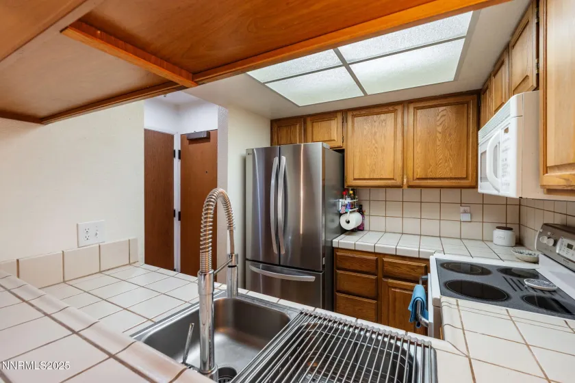 Kitchen (New Refrigerator 2025)