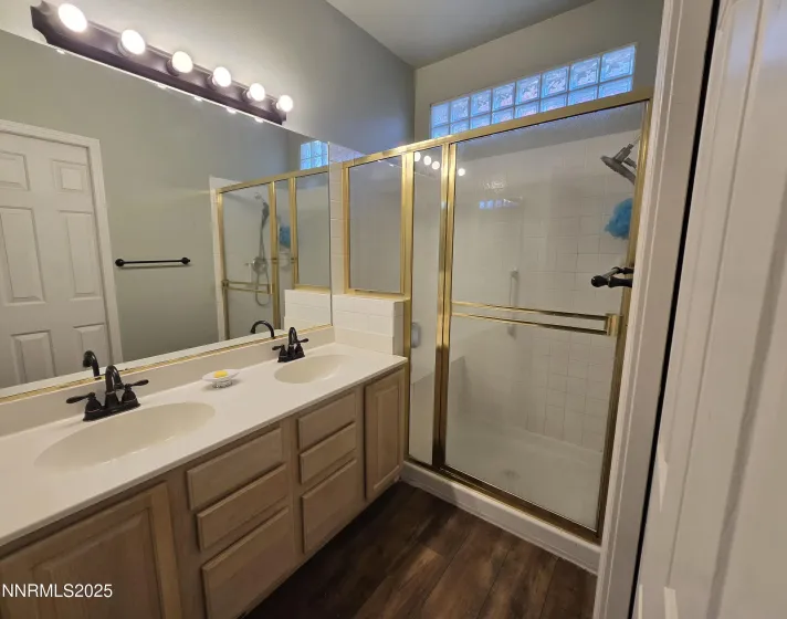 4732 Cedarhill, Reno, Nevada 89519, 2 Bedrooms Bedrooms, ,2 BathroomsBathrooms,Residential,Residential,Cedarhill,250054699