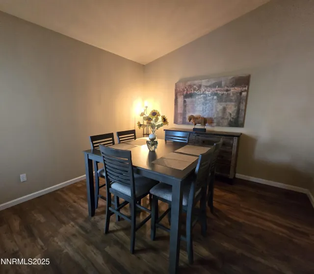 4732 Cedarhill, Reno, Nevada 89519, 2 Bedrooms Bedrooms, ,2 BathroomsBathrooms,Residential,Residential,Cedarhill,250054699