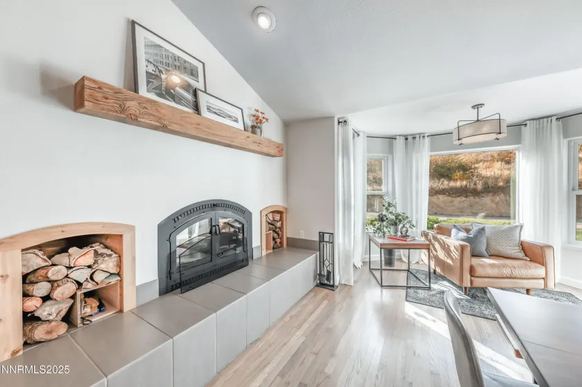 40 Mac Farlane, Reno, Nevada 89511, 5 Bedrooms Bedrooms, ,5 BathroomsBathrooms,Residential,Residential,Mac Farlane,250058276