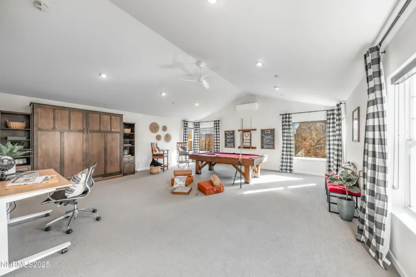 40 Mac Farlane, Reno, Nevada 89511, 5 Bedrooms Bedrooms, ,5 BathroomsBathrooms,Residential,Residential,Mac Farlane,250058276