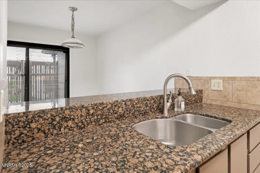 4418 Matich, Reno, Nevada 89502, 2 Bedrooms Bedrooms, ,3 BathroomsBathrooms,Residential,Residential,Matich,250058277