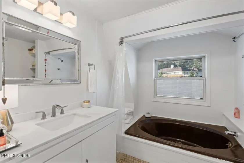 20855 Ames, Reno, Nevada 89521, 5 Bedrooms Bedrooms, ,5 BathroomsBathrooms,Residential,Residential,Ames,250058278