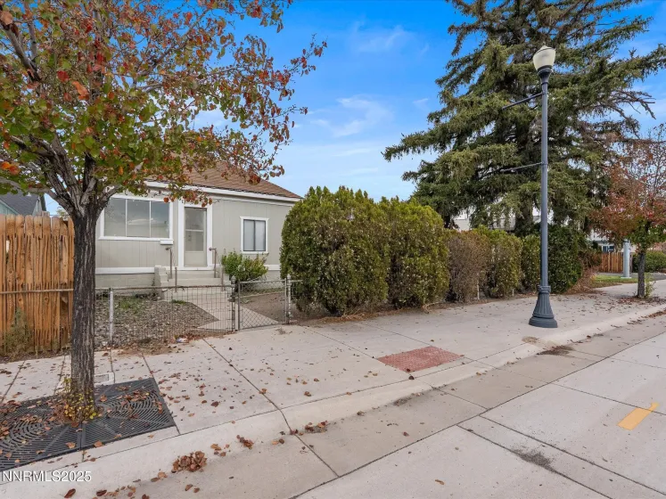 324 Victorian, Sparks, Nevada 89431, 3 Bedrooms Bedrooms, ,1 BathroomBathrooms,Residential,Residential,Victorian,250058280