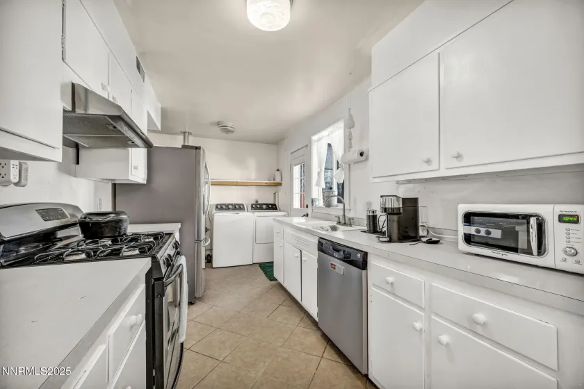 13623 Mt Baldy, Reno, Nevada 89506, 2 Bedrooms Bedrooms, ,1 BathroomBathrooms,Residential,Residential,Mt Baldy,250058282