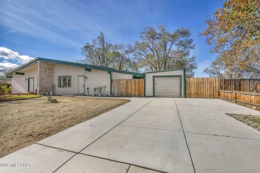 13623 Mt Baldy, Reno, Nevada 89506, 2 Bedrooms Bedrooms, ,1 BathroomBathrooms,Residential,Residential,Mt Baldy,250058282