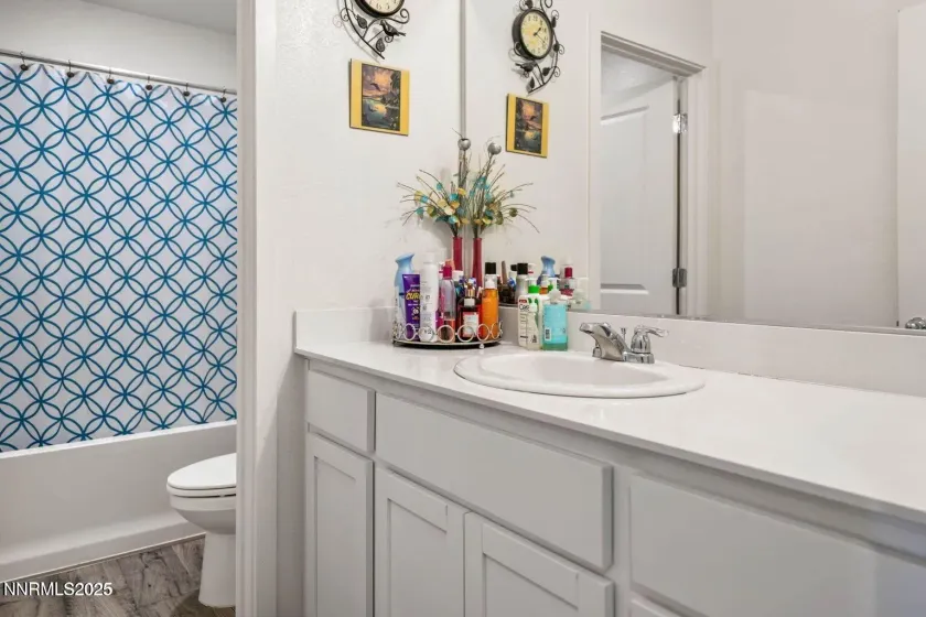 476 Antares, Reno, Nevada 89506, 4 Bedrooms Bedrooms, ,3 BathroomsBathrooms,Residential,Residential,Antares,250058284