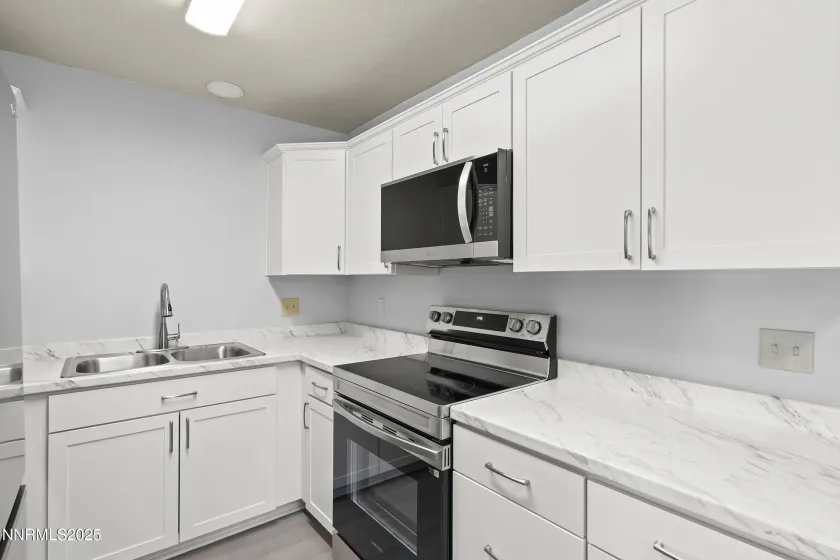 822 Northwood, Incline Village, Nevada 89451, ,Residential Income,Residential,Northwood,250058283