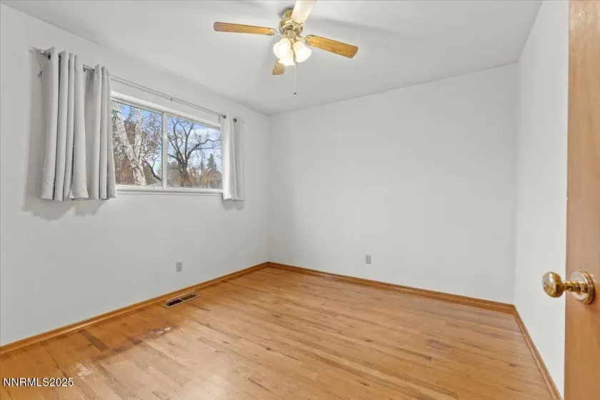 614 Martin, Carson City, Nevada 89703, 3 Bedrooms Bedrooms, ,2 BathroomsBathrooms,Residential,Residential,Martin,250058287