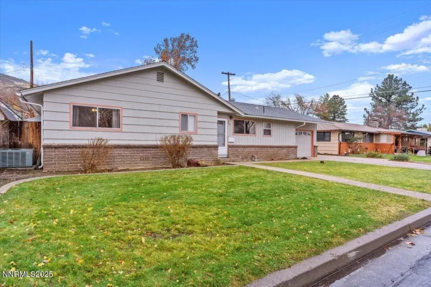 614 Martin, Carson City, Nevada 89703, 3 Bedrooms Bedrooms, ,2 BathroomsBathrooms,Residential,Residential,Martin,250058287