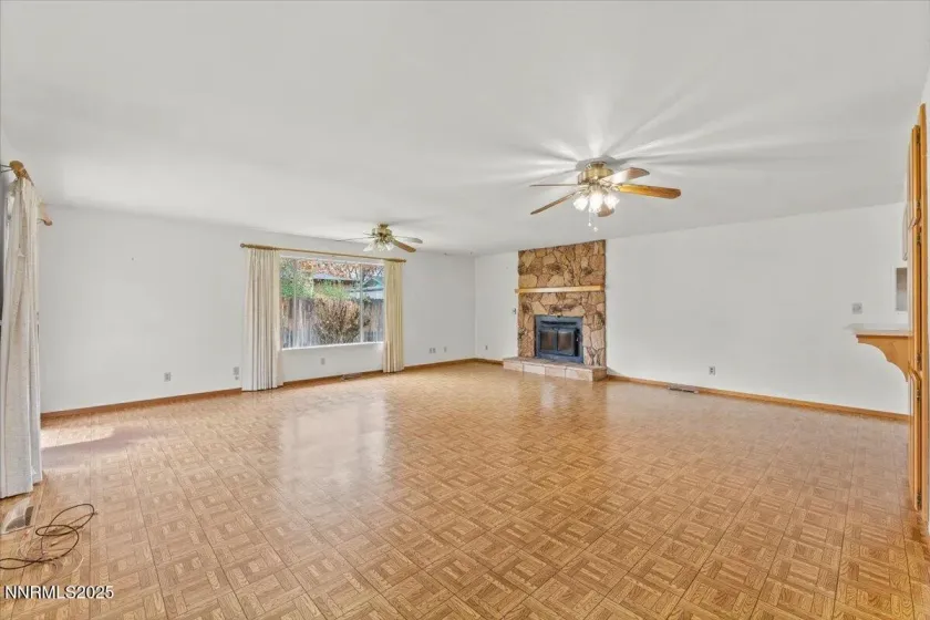 614 Martin, Carson City, Nevada 89703, 3 Bedrooms Bedrooms, ,2 BathroomsBathrooms,Residential,Residential,Martin,250058287