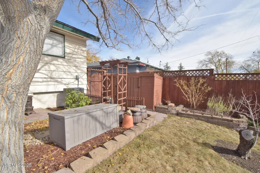 3050 Attridge, Reno, Nevada 89503, 3 Bedrooms Bedrooms, ,2 BathroomsBathrooms,Residential,Residential,Attridge,250058288