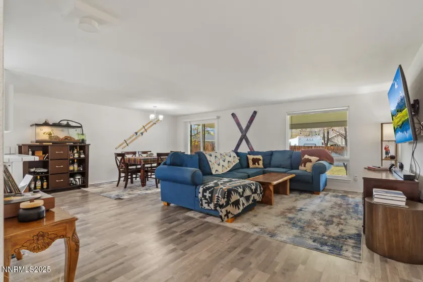 751 Hornet, Gardnerville, Nevada 89460, 3 Bedrooms Bedrooms, ,2 BathroomsBathrooms,Residential,Residential,Hornet,250058289