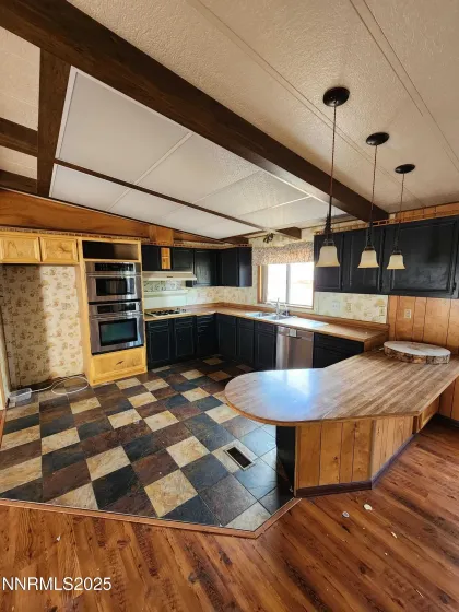 16370 Enargite, Reno, Nevada 89521, 3 Bedrooms Bedrooms, ,2 BathroomsBathrooms,Residential,Residential,Enargite,250058291