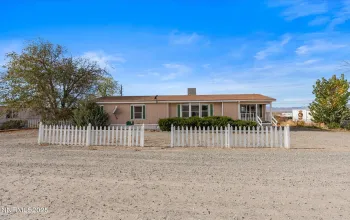 77 Mountain, Yerington, Nevada 89447, 3 Bedrooms Bedrooms, ,2 BathroomsBathrooms,Residential,Residential,Mountain,250058297