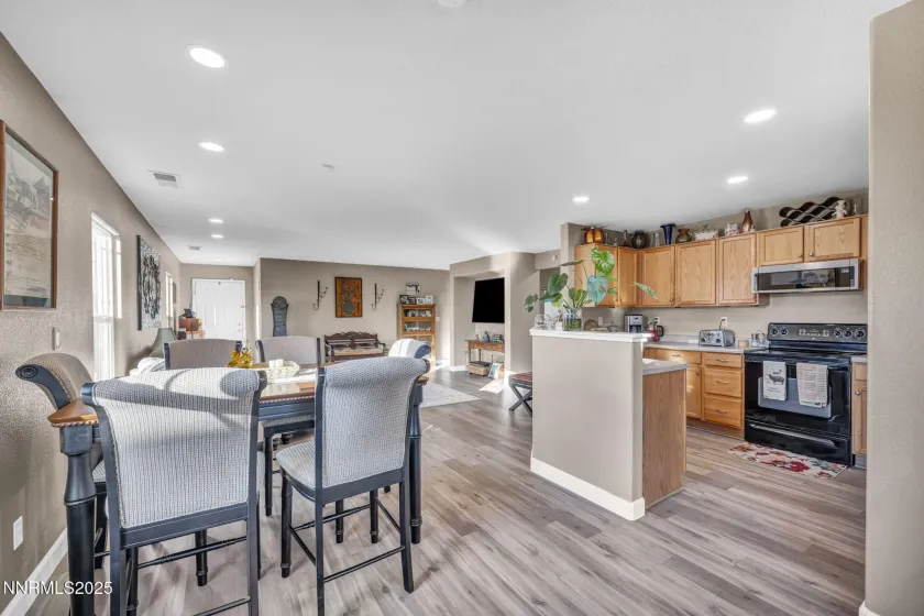 7736 Corso, Reno, Nevada 89506, 3 Bedrooms Bedrooms, ,2 BathroomsBathrooms,Residential,Residential,Corso,250058299