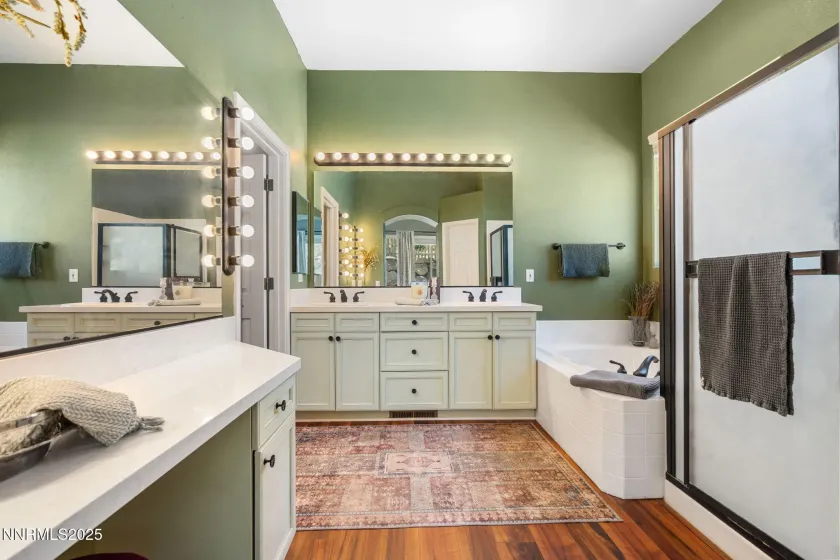 1860 Hunter Creek, Reno, Nevada 89519, 3 Bedrooms Bedrooms, ,2 BathroomsBathrooms,Residential,Residential,Hunter Creek,250055257