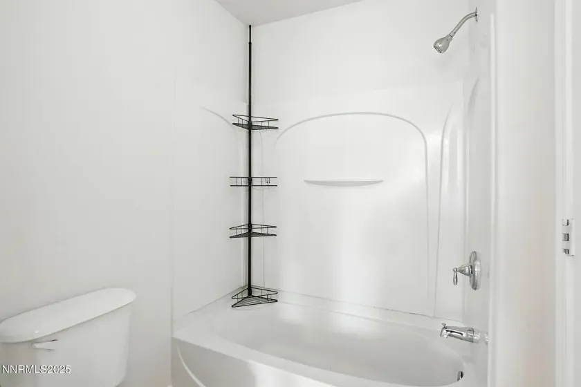 9248 Running Dog, Reno, Nevada 89506, 2 Bedrooms Bedrooms, ,2 BathroomsBathrooms,Residential,Residential,Running Dog,250058303