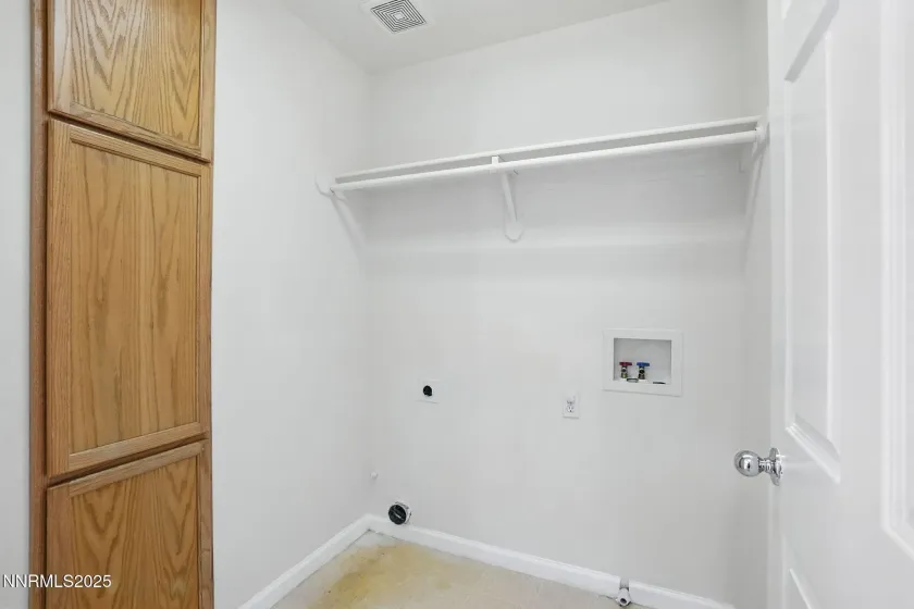 9248 Running Dog, Reno, Nevada 89506, 2 Bedrooms Bedrooms, ,2 BathroomsBathrooms,Residential,Residential,Running Dog,250058303