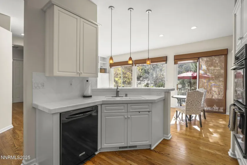 1890 Hunter Creek, Reno, Nevada 89519, 3 Bedrooms Bedrooms, ,2 BathroomsBathrooms,Residential,Residential,Hunter Creek,250058307