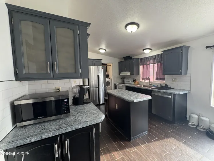 4260 Bonanza, Winnemucca, Nevada 89445, 3 Bedrooms Bedrooms, ,2 BathroomsBathrooms,Residential,Residential,Bonanza,250058314