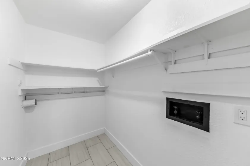 3953 Clear Acre, Reno, Nevada 89512, 2 Bedrooms Bedrooms, ,1 BathroomBathrooms,Residential,Residential,Clear Acre,250058322