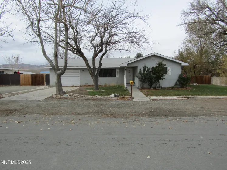 111 Whitacre, Yerington, Nevada 89447, 2 Bedrooms Bedrooms, ,2 BathroomsBathrooms,Residential,Residential,Whitacre,250058323