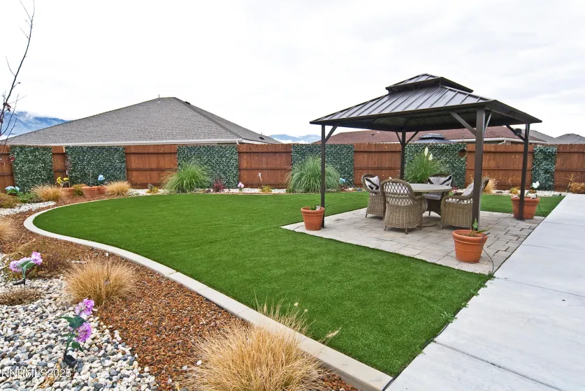 768 Cottage, Gardnerville, Nevada 89460, 3 Bedrooms Bedrooms, ,2 BathroomsBathrooms,Residential,Residential,Cottage,250058325