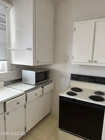 711 Evans, Reno, Nevada 89512, ,Residential Income,Residential,Evans,250058326