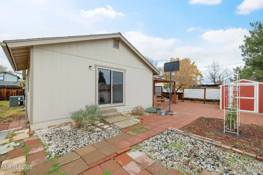 2423 Melody, Reno, Nevada 89512, 4 Bedrooms Bedrooms, ,2 BathroomsBathrooms,Residential,Residential,Melody,250058327